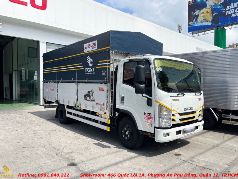 xe-tai-isuzu-3.5-tan-thung-mui-bat