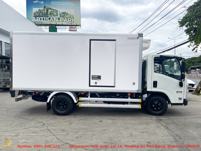 xe-tai-isuzu-1t9-dong-lanh
