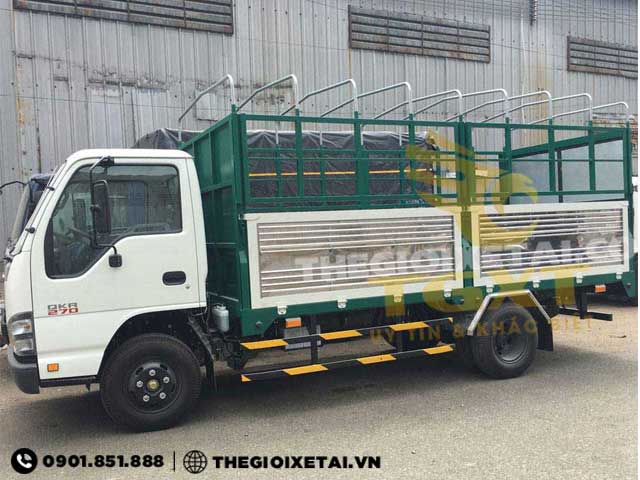 xe-tai-isuzu-2t1-thung-bat-h4 2