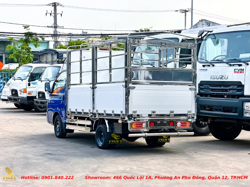 xe-tai-hyundai-1t5-thung-mui-bat-2