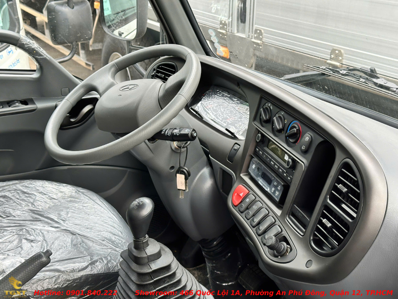 cabin-hyundai-w11xl