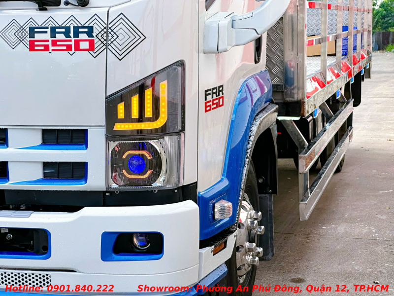 xe-tai-isuzu-6t5-thung-cho-giam-cam